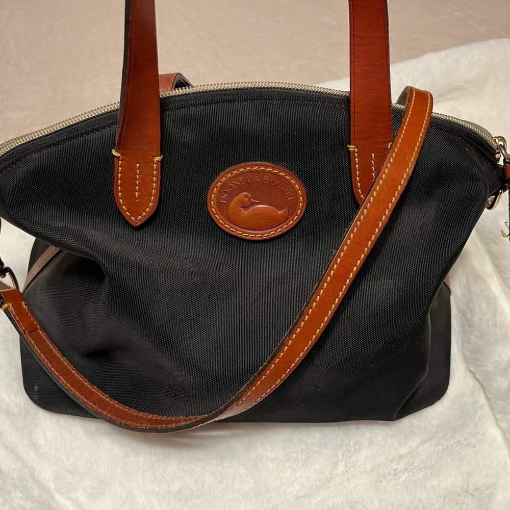 Authentic Dooney and Bourke canvas, black tote bag/purse. Vintage style. Nice!!